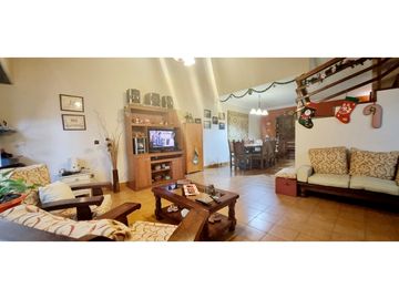 Chalet en venta en barrio Villa Primera