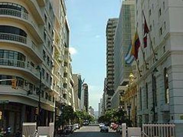 Centro de Guayaquil, Av. 9 de Octubre vendo local comercial