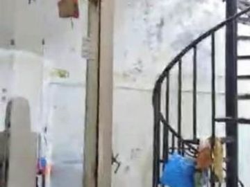 Rumah siap huni luas 330m2 type 4KT Cempaka Putih Barat Jakarta Pusat