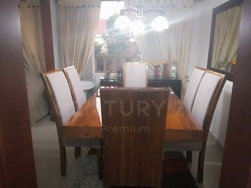 HERMOSA CASA EN VENTA BARRIO LOS MONJES