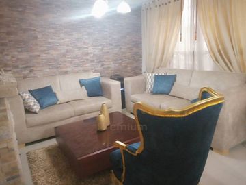 HERMOSA CASA EN VENTA BARRIO LOS MONJES
