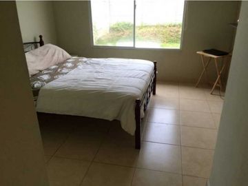 VENDO CASA,  EN LA ARBOLEDA 3R