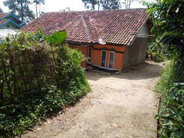25 Tumbak Tanah Kebun & Datar, Tugu 6, Tugumukti, Cisarua, Bandung Barat