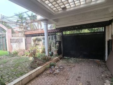 DIJUAL RUMAH LAMA HITUNG TANAH at Jl GARUT, MENTENG, JAKPUS