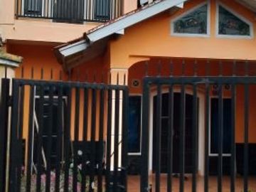 Rumah kokoh dan luas di Banjaran | NICKALSON