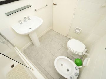 VENTA SEMIPISO 3AMB CON BALCÓN AL FRENTE