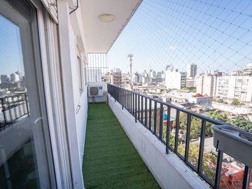 VENTA SEMIPISO 3AMB CON BALCÓN AL FRENTE