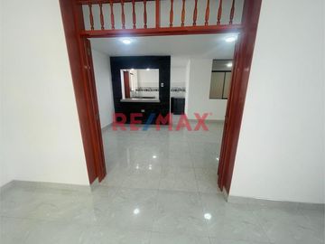 ✨ ¡Descubre la comodidad y estilo de vivir en Trujillo! ✨

🏢 Te presentamos un departamento flat exclusivo, situado en la tranquila zona de Las Casu