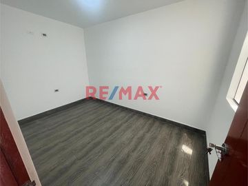✨ ¡Descubre la comodidad y estilo de vivir en Trujillo! ✨

🏢 Te presentamos un departamento flat exclusivo, situado en la tranquila zona de Las Casu