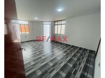 ✨ ¡Descubre la comodidad y estilo de vivir en Trujillo! ✨

🏢 Te presentamos un departamento flat exclusivo, situado en la tranquila zona de Las Casu