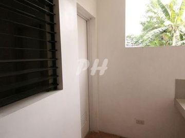 Moderm Townhouse for Sale in West Fairview near Commonwealth Avenue PH569