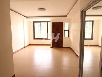 Moderm Townhouse for Sale in West Fairview near Commonwealth Avenue PH569