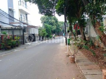 Tanah Kavling Super Strategis Seluas 924 M2 di Menteng
