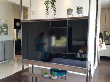 Rumah Mewah Di Daerah Summarecon Serpong Cluster Flamingo dekat UMN