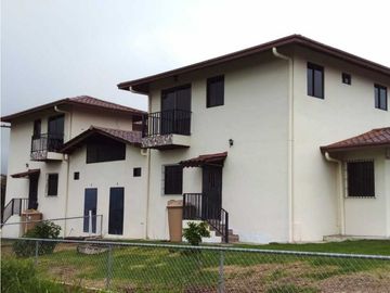 VENDO ALQUILO CASA ESTILO DUPLEX