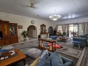 DIJUAL RUMAH MEGAH dan LUAS at Jl SAWO / AMPERA (SANGAT MENARIK)