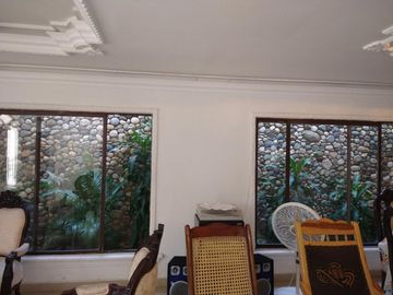 casa en arriendo/venta en la cumbre. Cod V101466