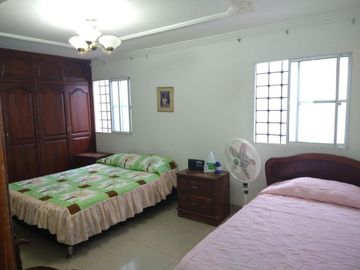 casa en arriendo/venta en la cumbre. Cod V101466