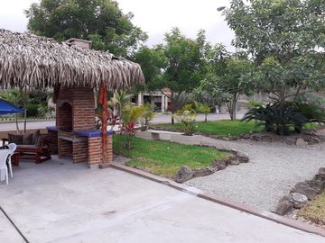Se Vende Casa Cerca del Mar en Rio Chico