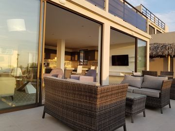 Se Vende Casa Cerca del Mar en Rio Chico