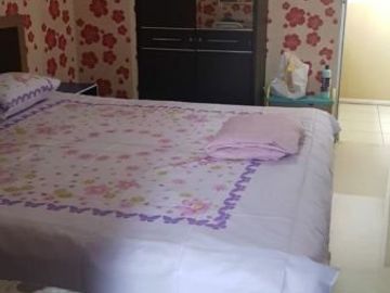 Amhna.Apt Gunawangsa Manyar Hadap Utara View City Full Furnish