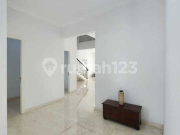 Luxury House Cilandak dengan Private Pool - Lokasi Premium Jakarta Selatan
