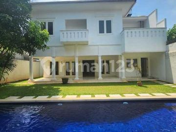 Luxury House Cilandak dengan Private Pool - Lokasi Premium Jakarta Selatan