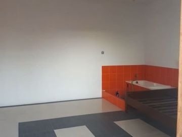 Rumah di babatan pratama - wiyung, surabaya