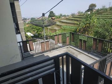 Dijual Rumah Siap Huni 2 Lantai di Ujungberung Bandung Timur