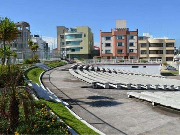 Venta Casa Urbanización Cerrada – Sector Embajada Americana