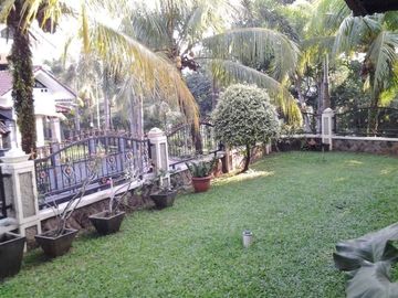 Rumah di Sukmajaya, 2Lt, Full Furn, Pesona Khayangan Juanda