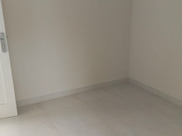 Rumah LT 114 Terawat 5 Menit ke Gerbang Tol Limo 2 Hadap Utara J-25509