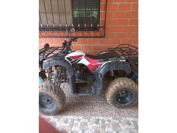 VENTA DE CASA + TERRENO BUEN CLIMA