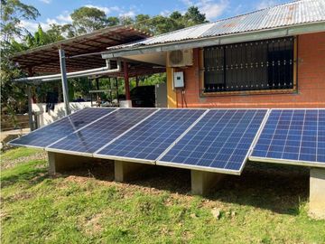 VENTA DE CASA + TERRENO BUEN CLIMA