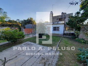 DOS CASAS, 2 Y 3 AMBIENTES. LIBERTAD, MERLO. ZONA OESTE. BUENOS AIRES