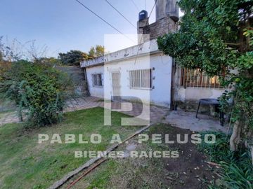 DOS CASAS, 2 Y 3 AMBIENTES. LIBERTAD, MERLO. ZONA OESTE. BUENOS AIRES