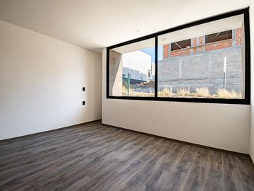 CASA NUEVA, MODERNA EN VENTA LOMALTA, MORELIA CASA CLUB, GIMNASIO, CANCHAS, ETC.