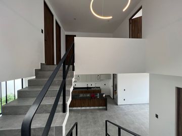 CASA NUEVA, MODERNA EN VENTA LOMALTA, MORELIA CASA CLUB, GIMNASIO, CANCHAS, ETC.