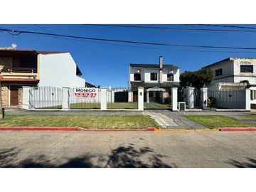 Venta casa 6 AMB paso del rey centro
