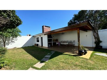 Venta casa 6 AMB paso del rey centro