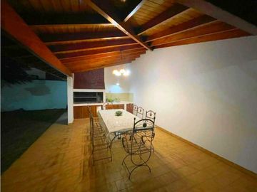 Venta casa 6 AMB paso del rey centro