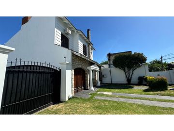 Venta casa 6 AMB paso del rey centro