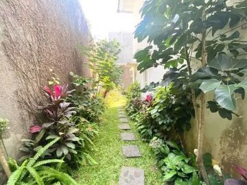 5 Bedroom House for sale