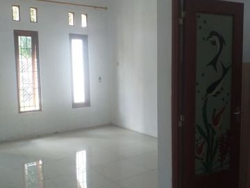 Jual Rumah Terawat Turun Harga Legalitas Shm