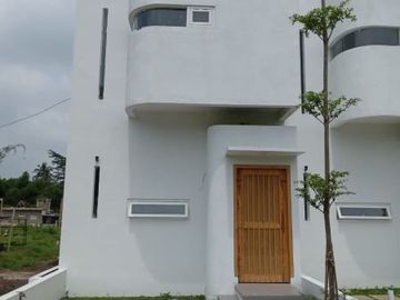 CLUSTER MODERN BERGAYA ARSITEKTUR JEPANG DJATILAND MALANG