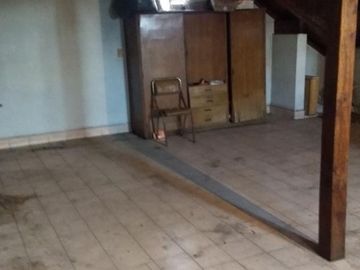 Venta casa 4 ambientes La Tablada