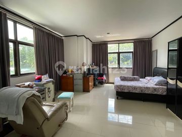 Dijual Properti Strategis di Jl. Kh Zainul Arifin, Jakarta Barat