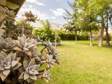 CASA EN VENTA EN TEQUISQUIAPAN EN GRANJAS RESIDENCIAL ELVI