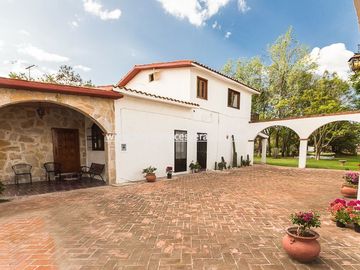 CASA EN VENTA EN TEQUISQUIAPAN EN GRANJAS RESIDENCIAL ELVI