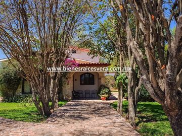 CASA EN VENTA EN TEQUISQUIAPAN EN GRANJAS RESIDENCIAL ELVI